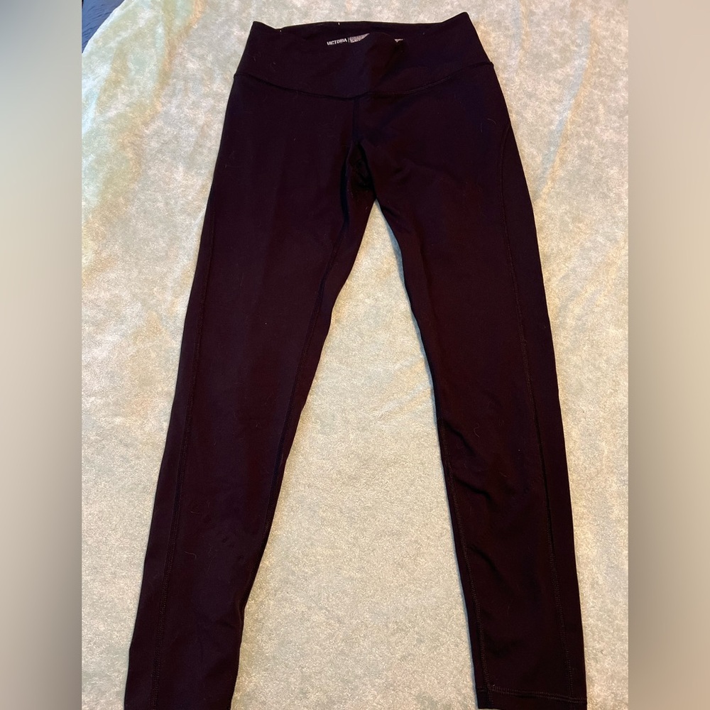 Victoria's Secret Sport Knockout Leggings in Deep Black Open Back Design M